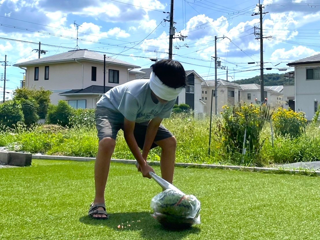 尾花沢のスイカと金属バット